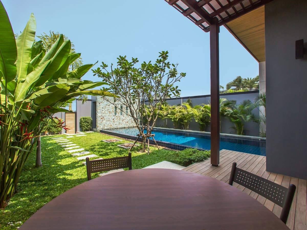 Rent villa Miriama, Thailand, Phuket, Nai Harn | Villacarte