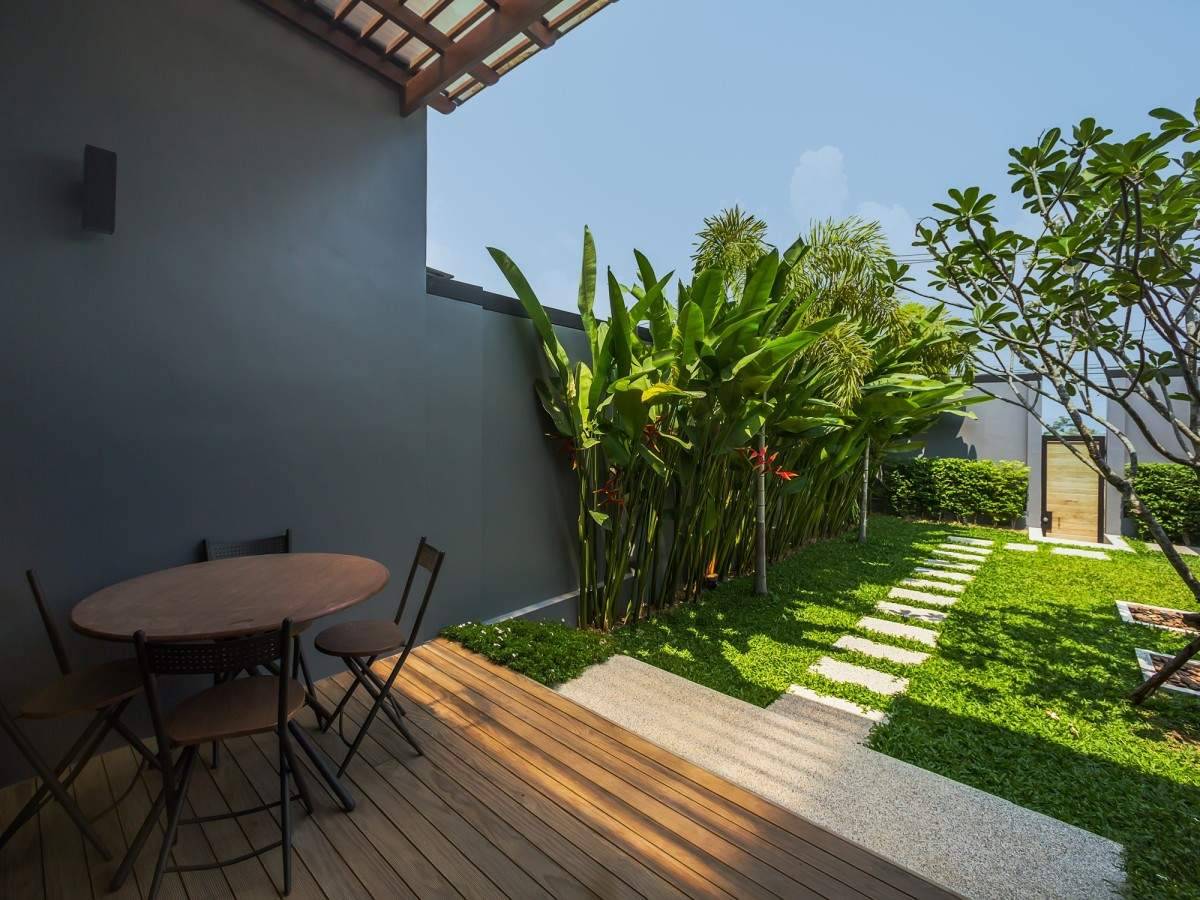 Rent villa Miriama, Thailand, Phuket, Nai Harn | Villacarte