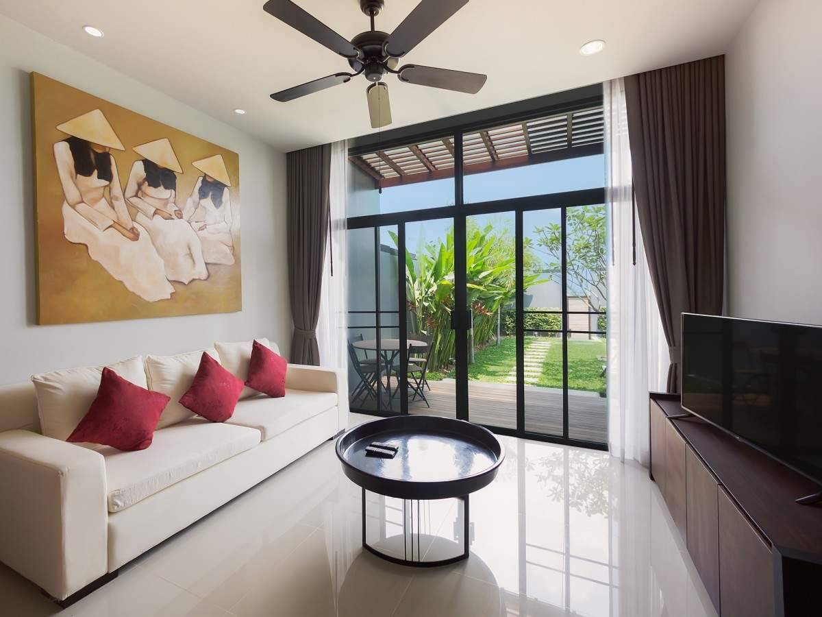 Rent villa Miriama, Thailand, Phuket, Nai Harn | Villacarte