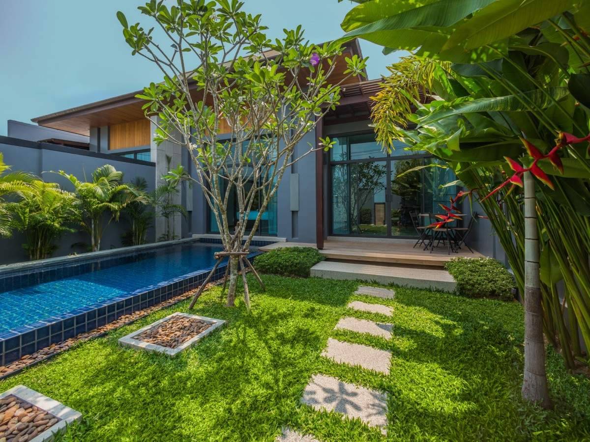Rent villa Miriama, Thailand, Phuket, Nai Harn | Villacarte