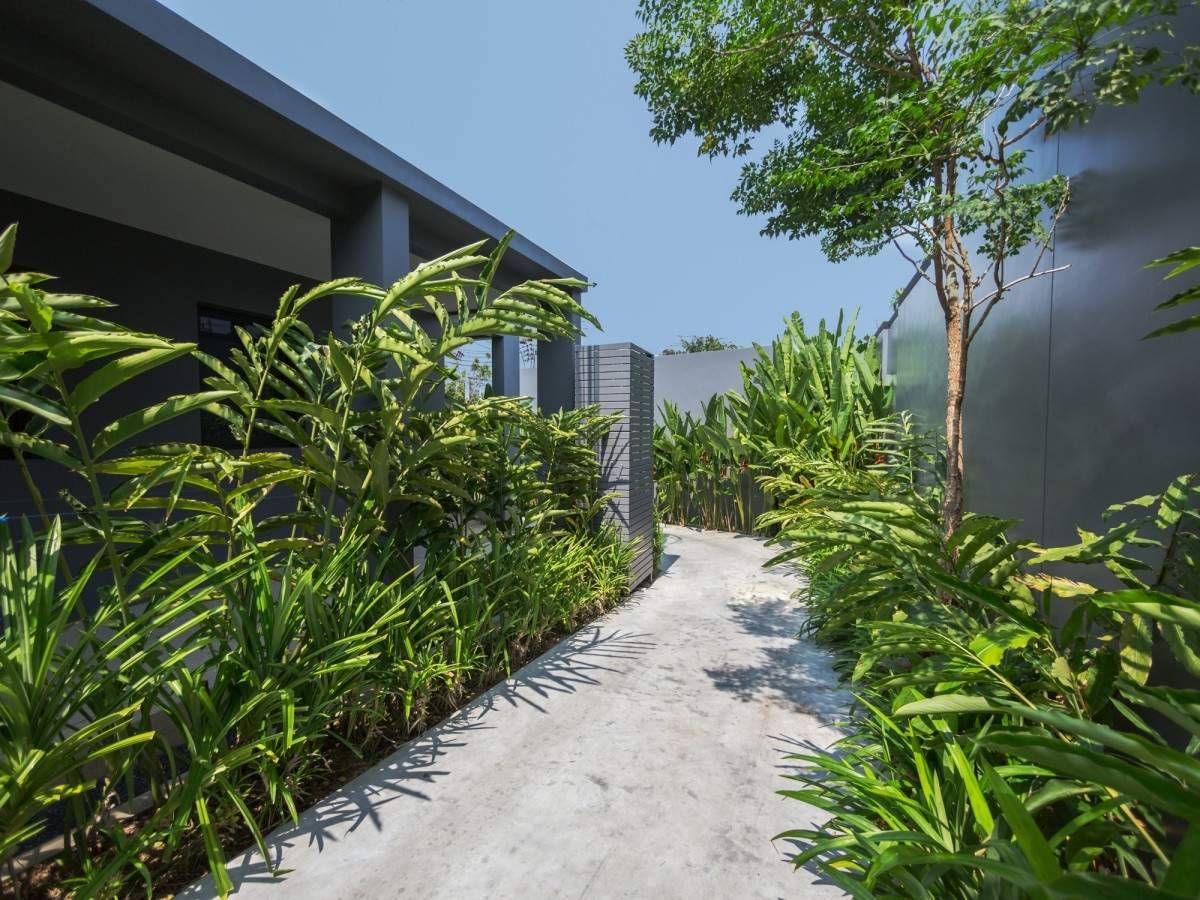 Rent villa Miriama, Thailand, Phuket, Nai Harn | Villacarte