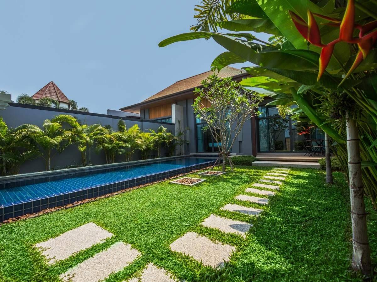Rent villa Miriama, Thailand, Phuket, Nai Harn | Villacarte