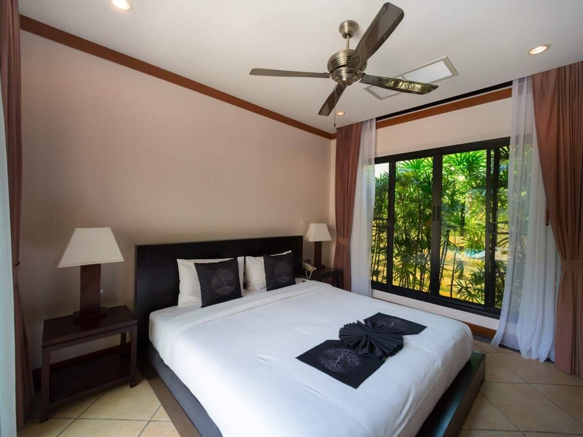 Rent villa Baan Bua Hoata, Thailand, Phuket, Nai Harn | Villacarte