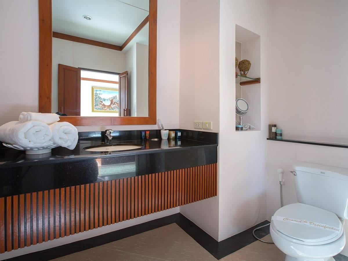 Rent villa BAAN BUA PRATUM  Pagai A3, Thailand, Phuket, Nai Harn | Villacarte