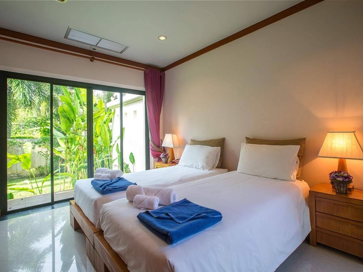 Rent villa BAAN BUA PRATUM  Pagai A3, Thailand, Phuket, Nai Harn | Villacarte