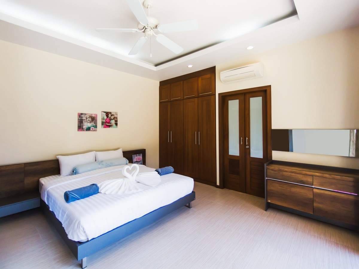 Rent villa Peata, Thailand, Phuket, Nai Harn | Villacarte