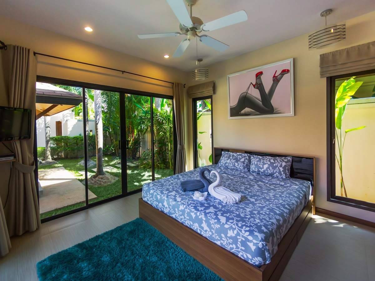 Rent villa Peata, Thailand, Phuket, Nai Harn | Villacarte