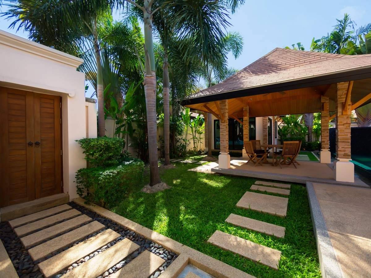 Rent villa Peata, Thailand, Phuket, Nai Harn | Villacarte