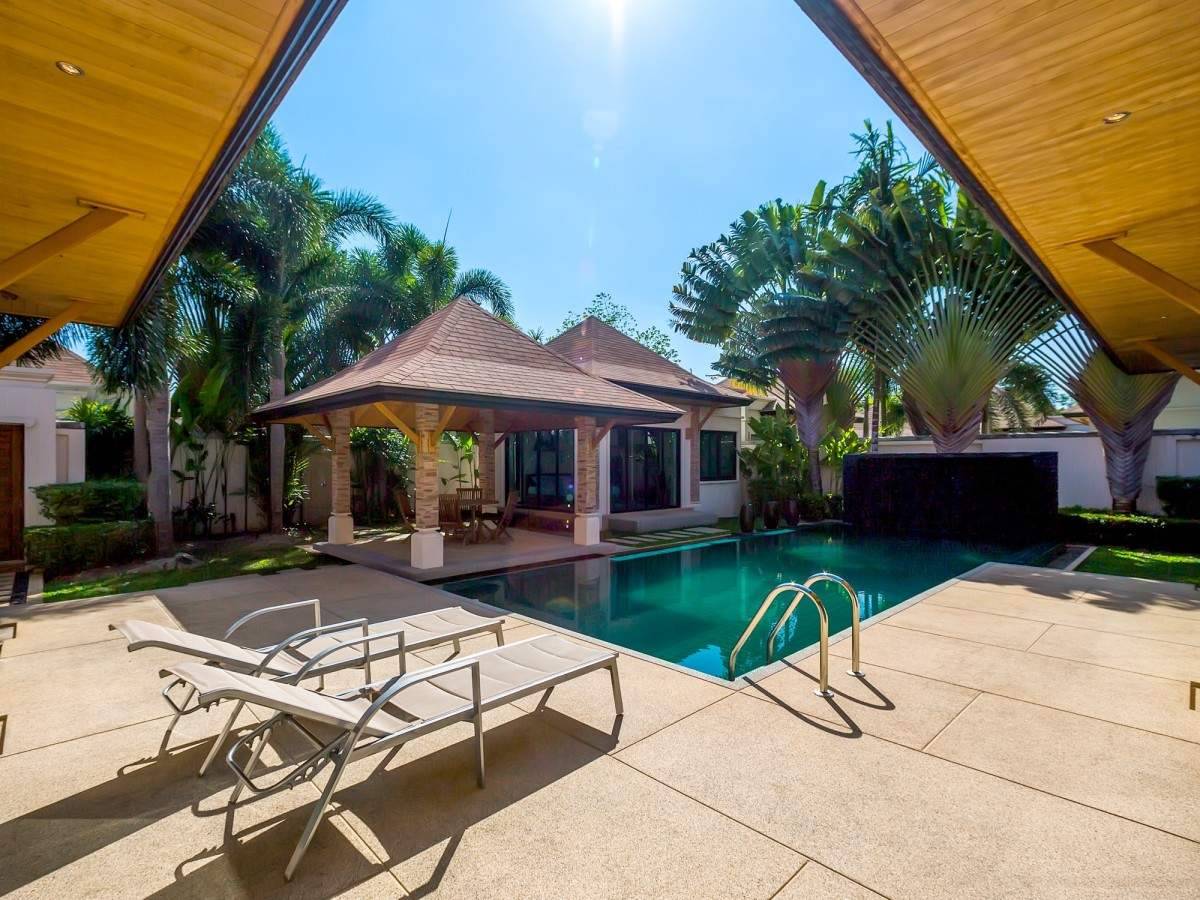 Rent villa Peata, Thailand, Phuket, Nai Harn | Villacarte