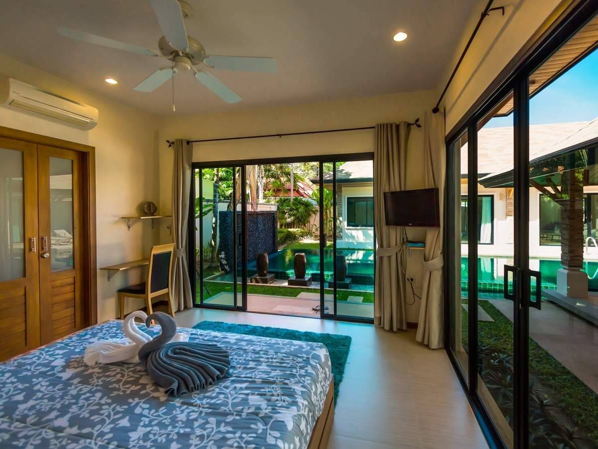 Rent villa Peata, Thailand, Phuket, Nai Harn | Villacarte