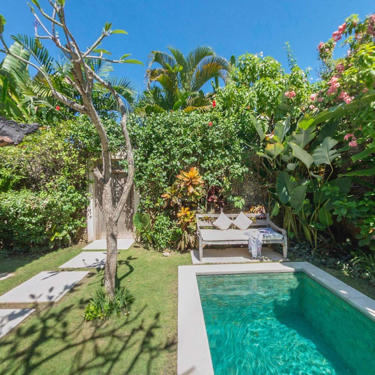 Rent villa Magdalena, Indonesia, Bali, Seminjak | Villacarte