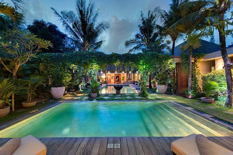 Rent villa Gera, Indonesia, Bali, Seminjak | Villacarte