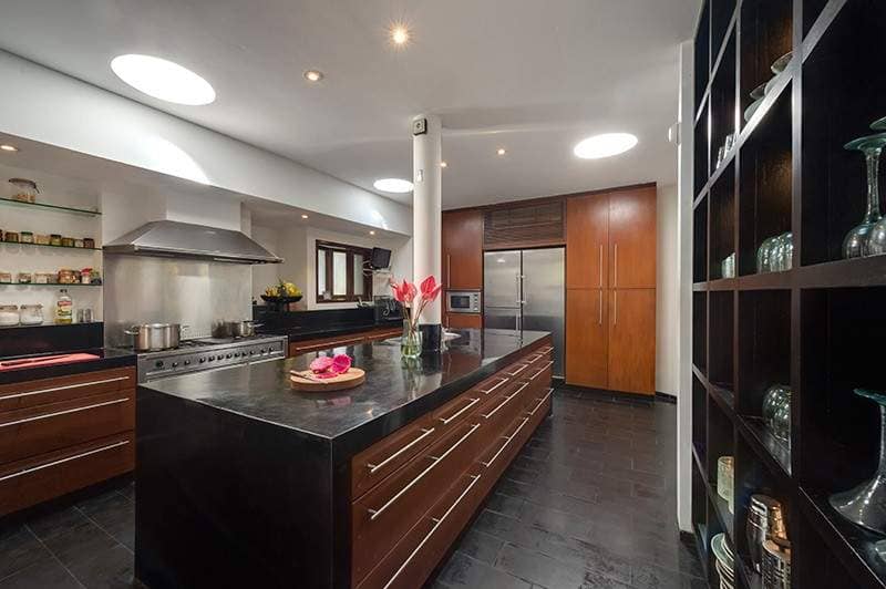 Rent villa Lina, Indonesia, Bali, Seminjak | Villacarte