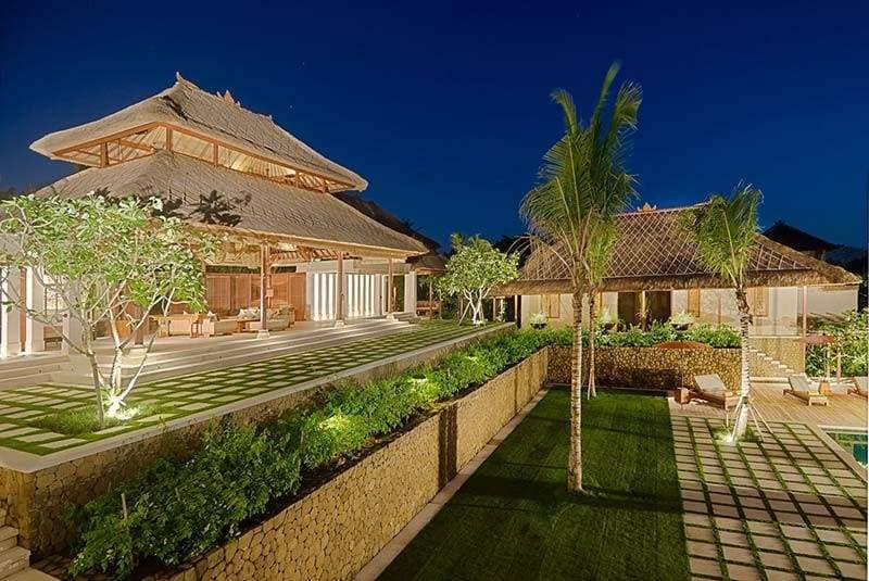 Villa Corliss