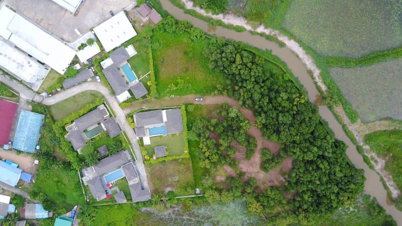 Land plot 