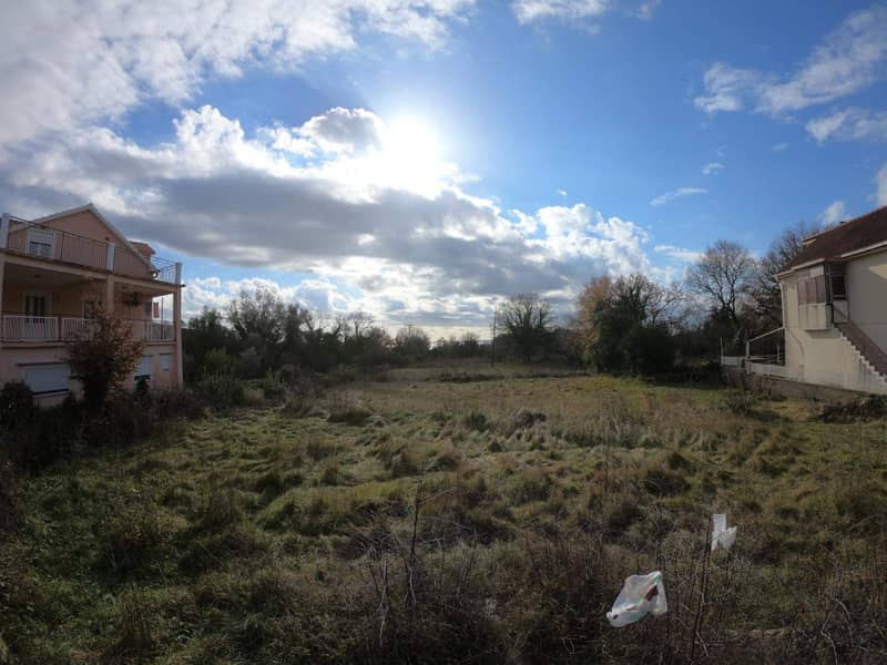 Land plot 