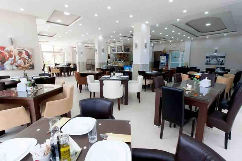 Hotel Henrietta