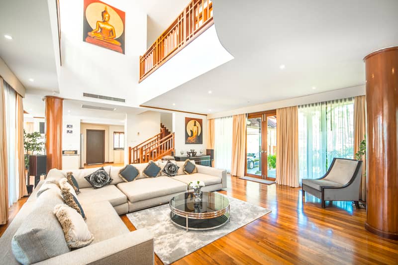 Villa Laguna Links