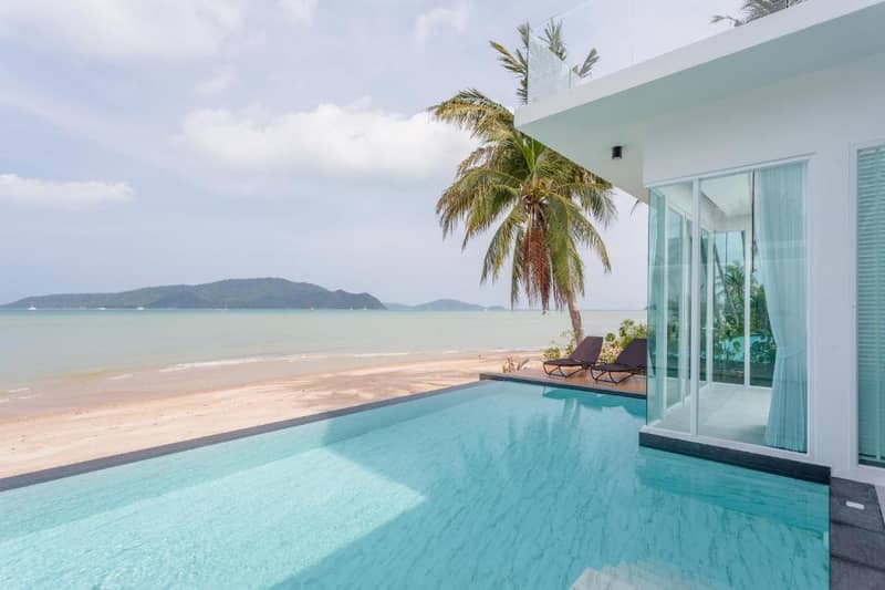 Вилла Beachfront Infinity Pool