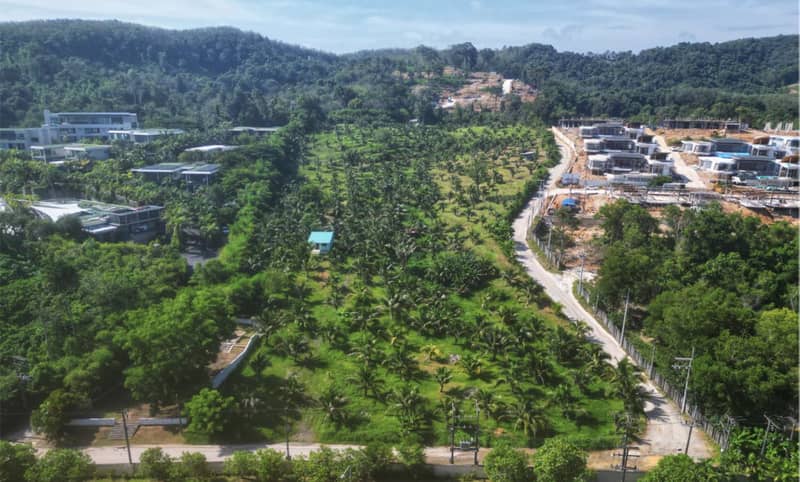 Земельный участок 