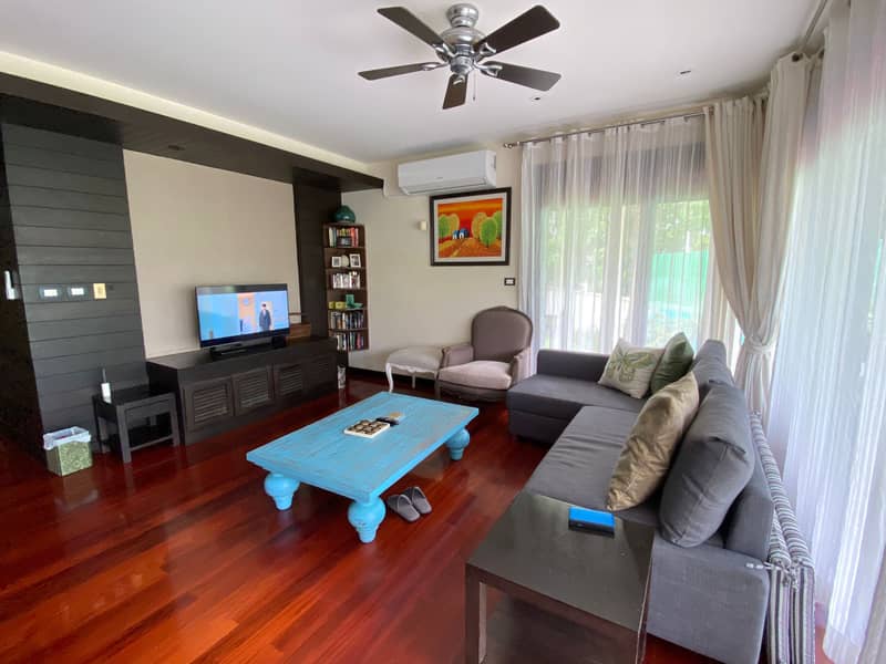 Apartments Chom Tawan 4C