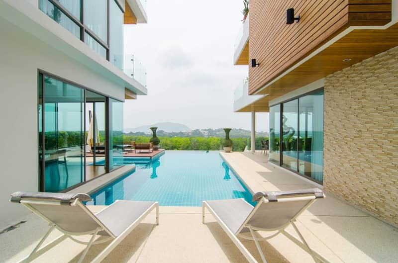 Villa Grand See Through