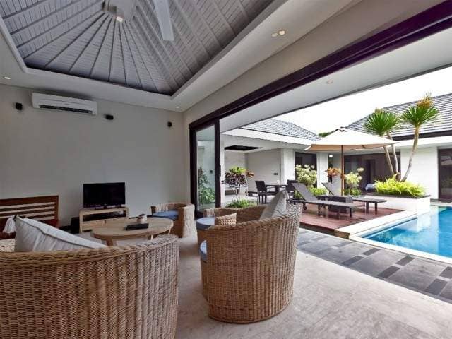 Villa Liya