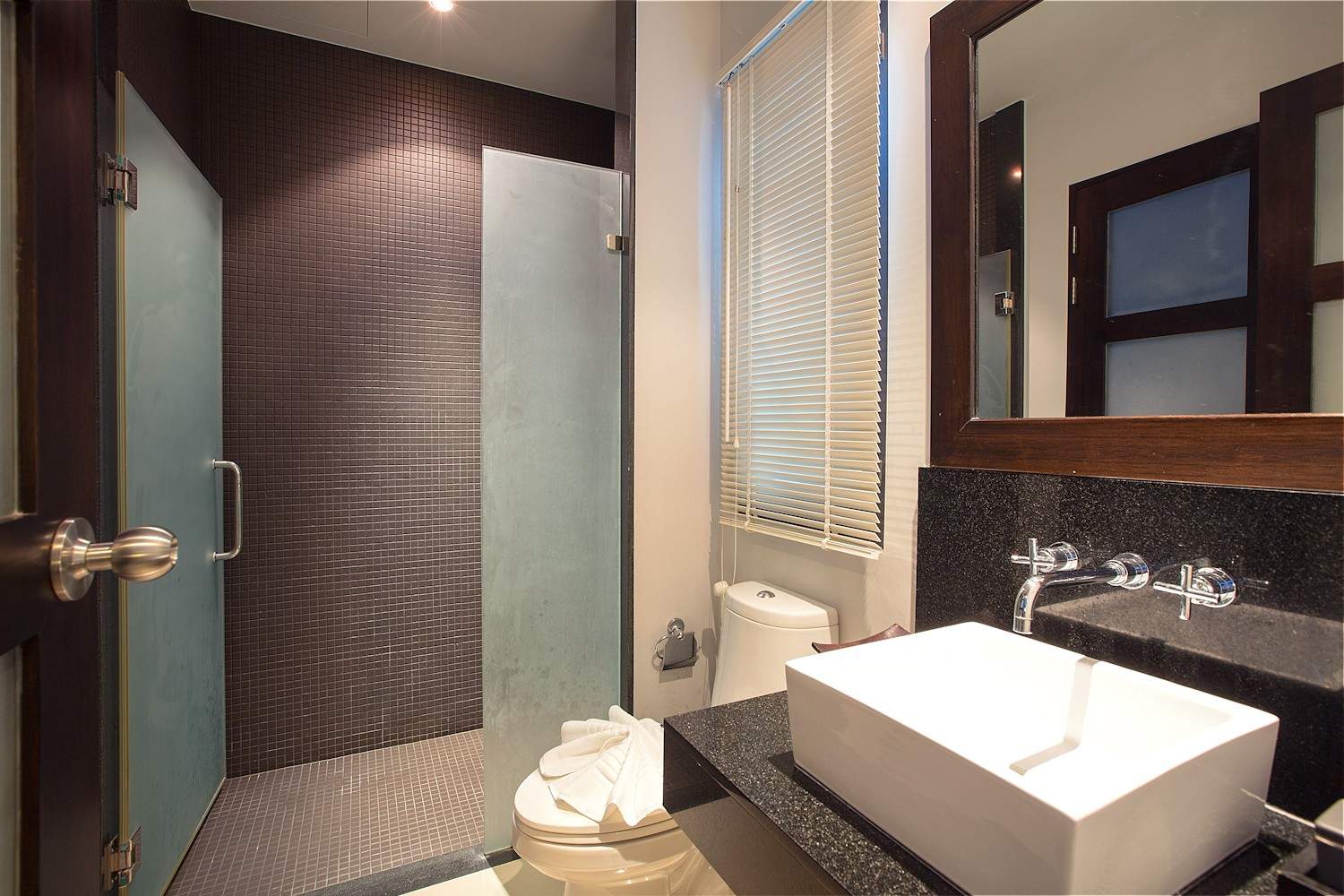 Rent villa IORAMA, Thailand, Phuket, Nai Harn | Villacarte