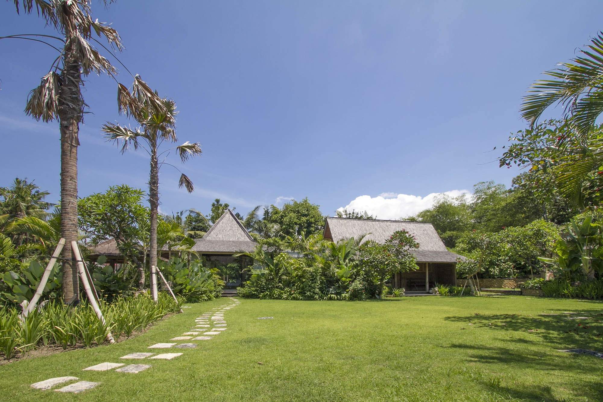 Rent villa Azha, Indonesia, Bali, Changu | Villacarte