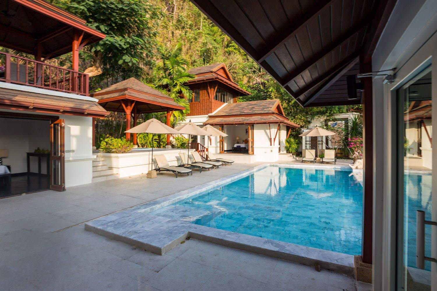 Rent villa Ansellia X1, Thailand, Phuket, Kalim | Villacarte