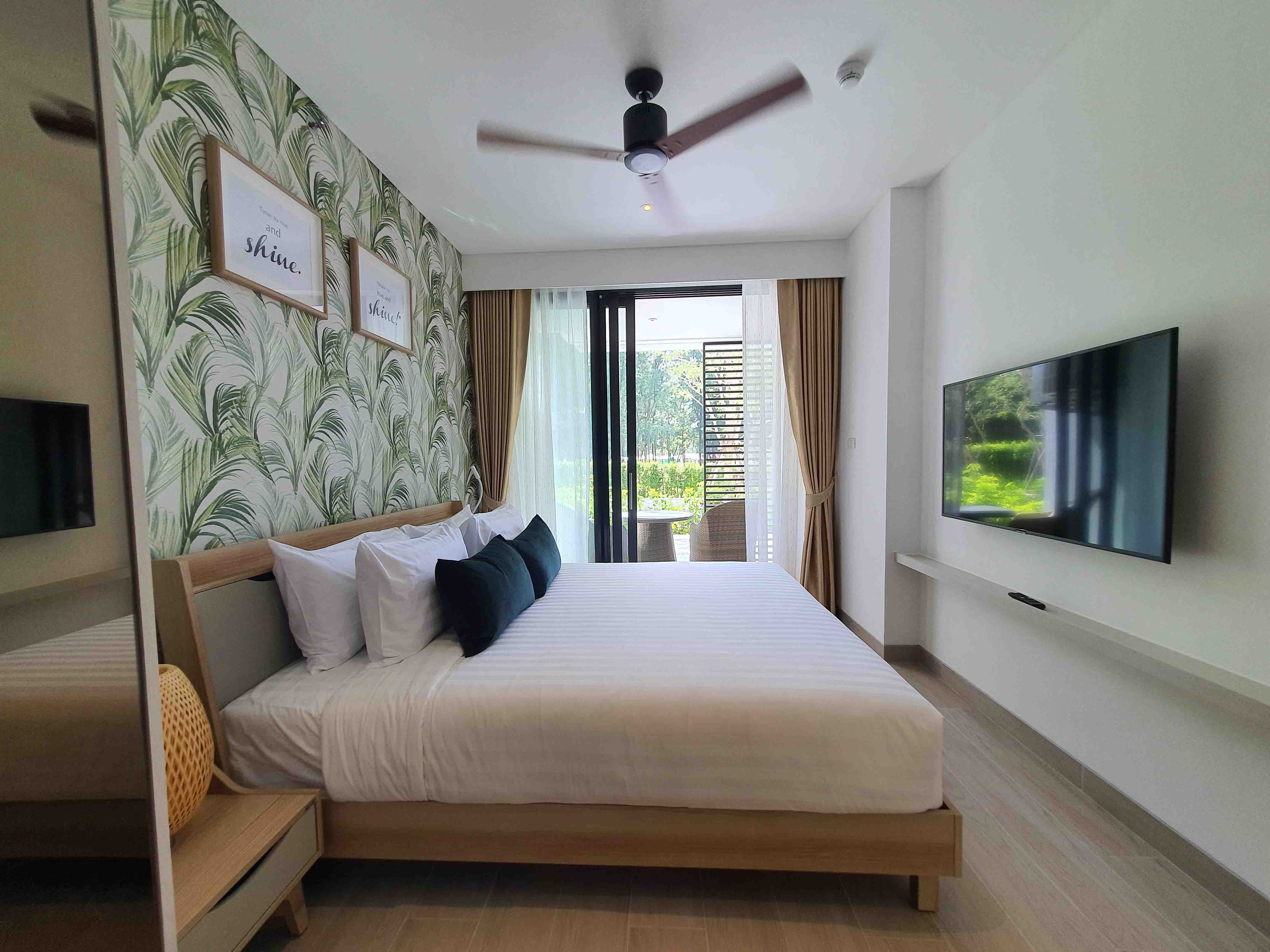 Apartments CASSIA 2103