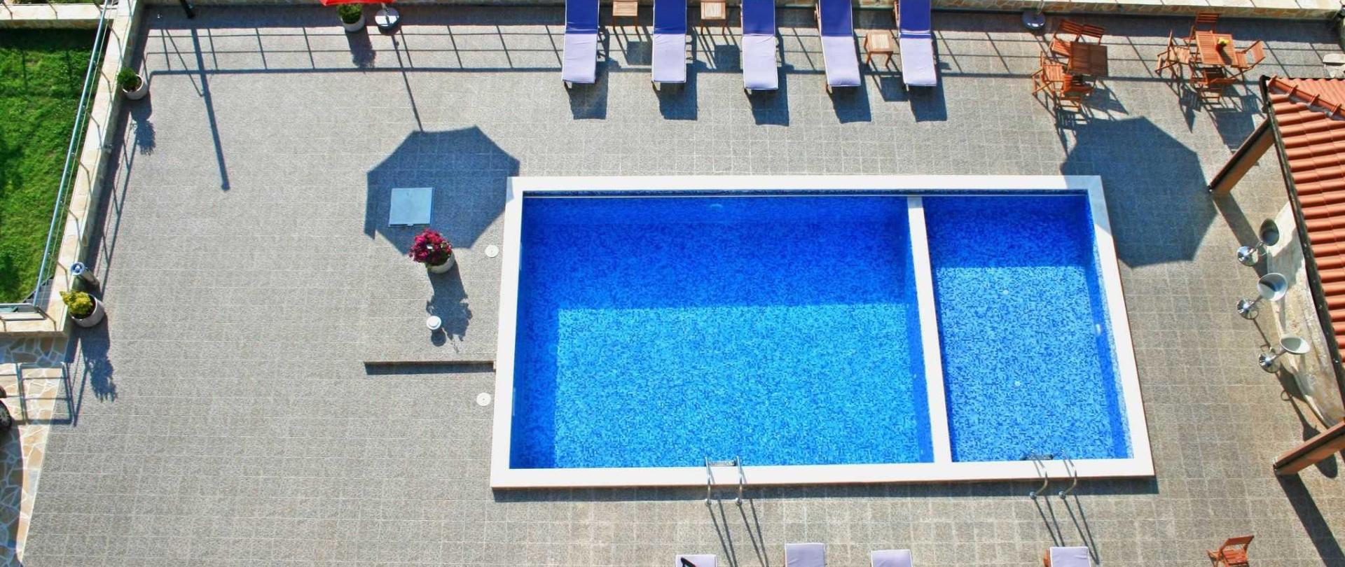 Продажа отеля Sandra, Черногория, Барский регион, Утеха | Villacarte