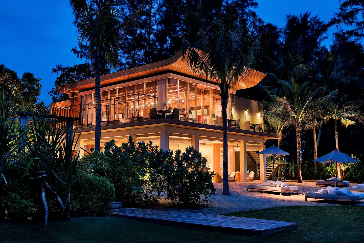 Rent villa Oceanfront Pool Villa SHA plus, Thailand, Phuket, Mai Khao | Villacarte