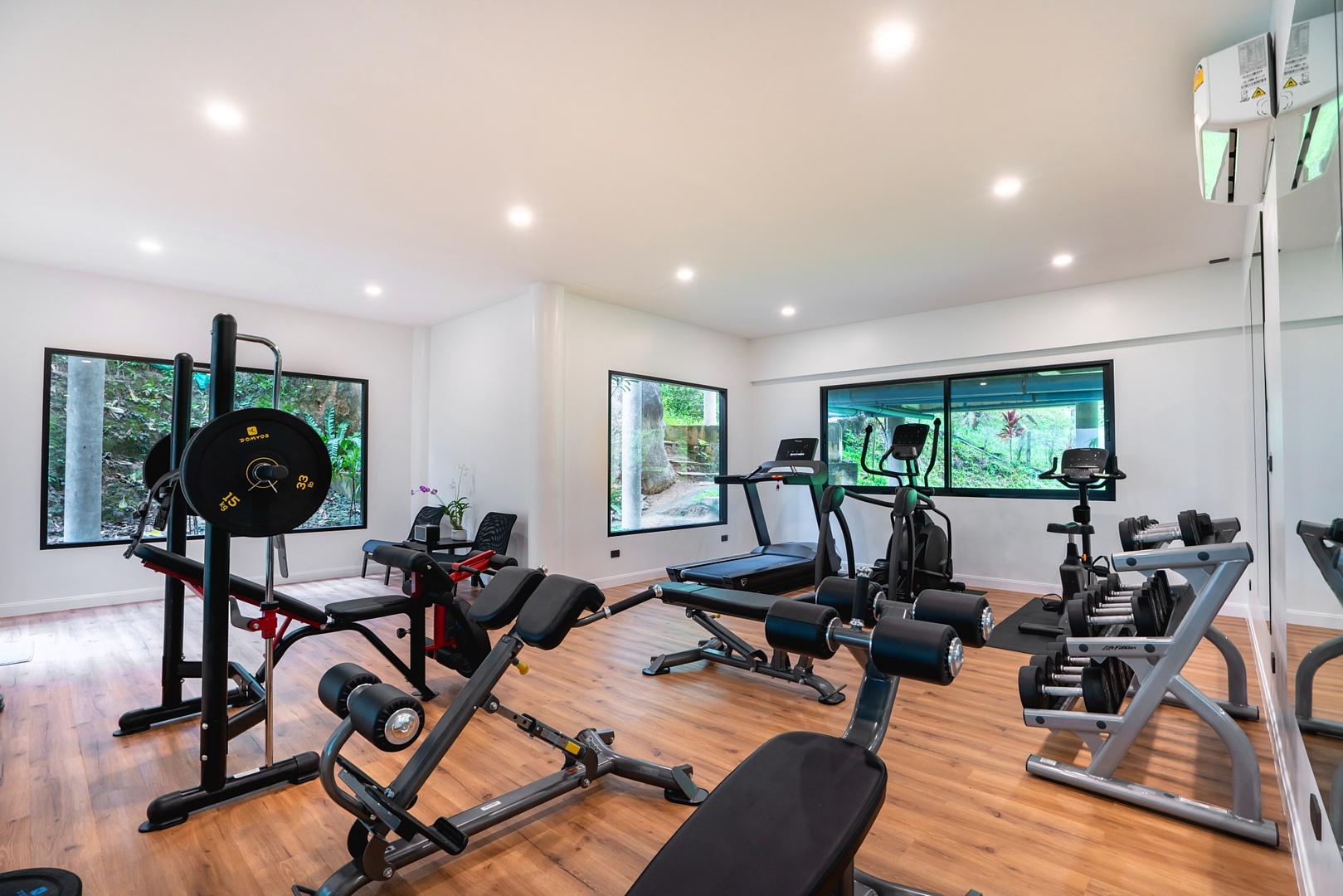 Rent villa LUXURY TIME, Thailand, Phuket, Surin | Villacarte