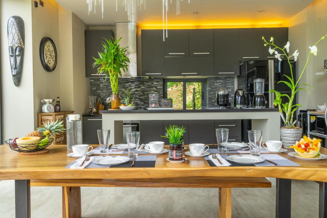 Rent villa OZenith, Thailand, Phuket, Kamala | Villacarte