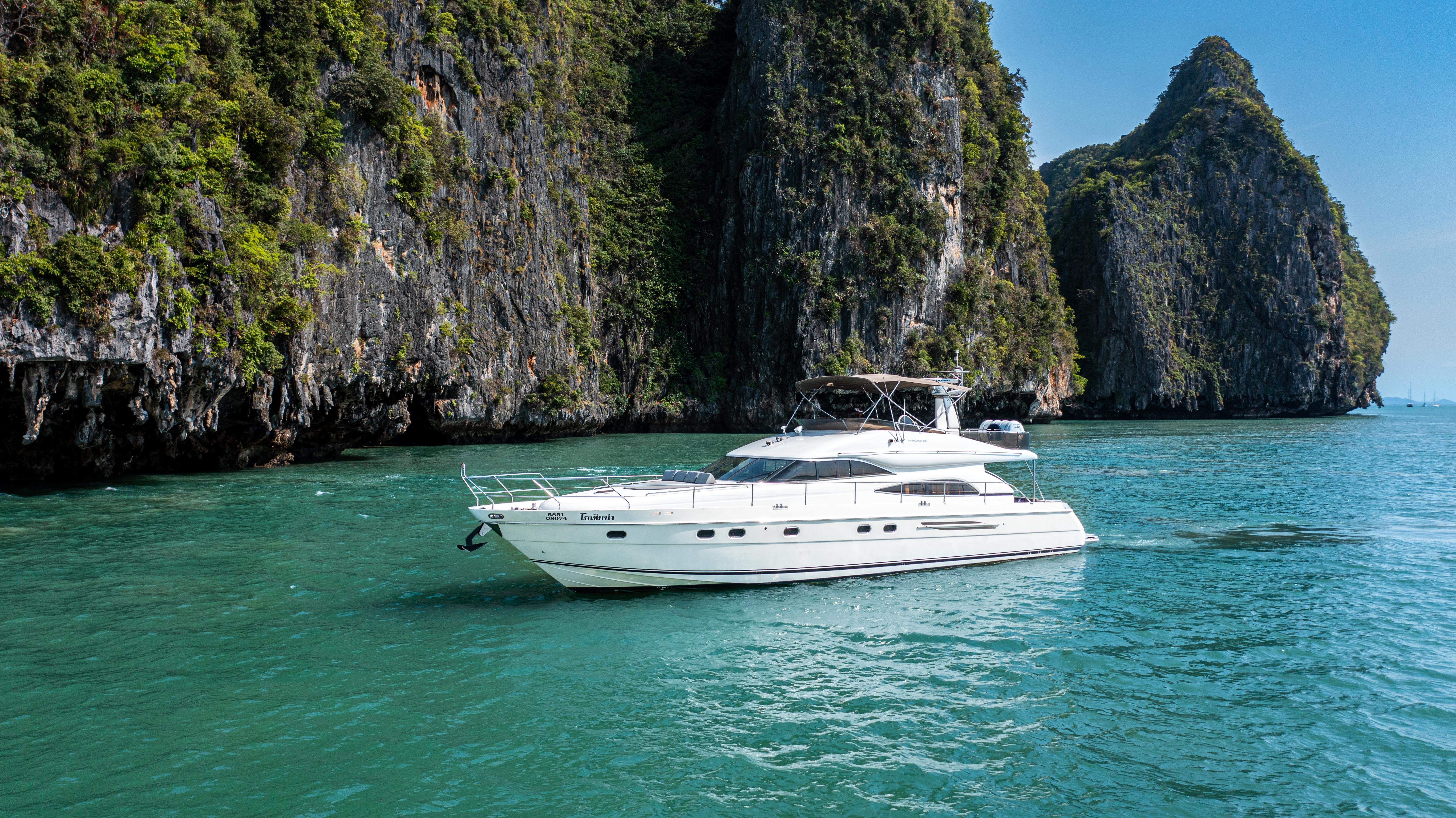 Princess Yacht (Oceana) 65ft, Yacht, booking, rent | Villacarte