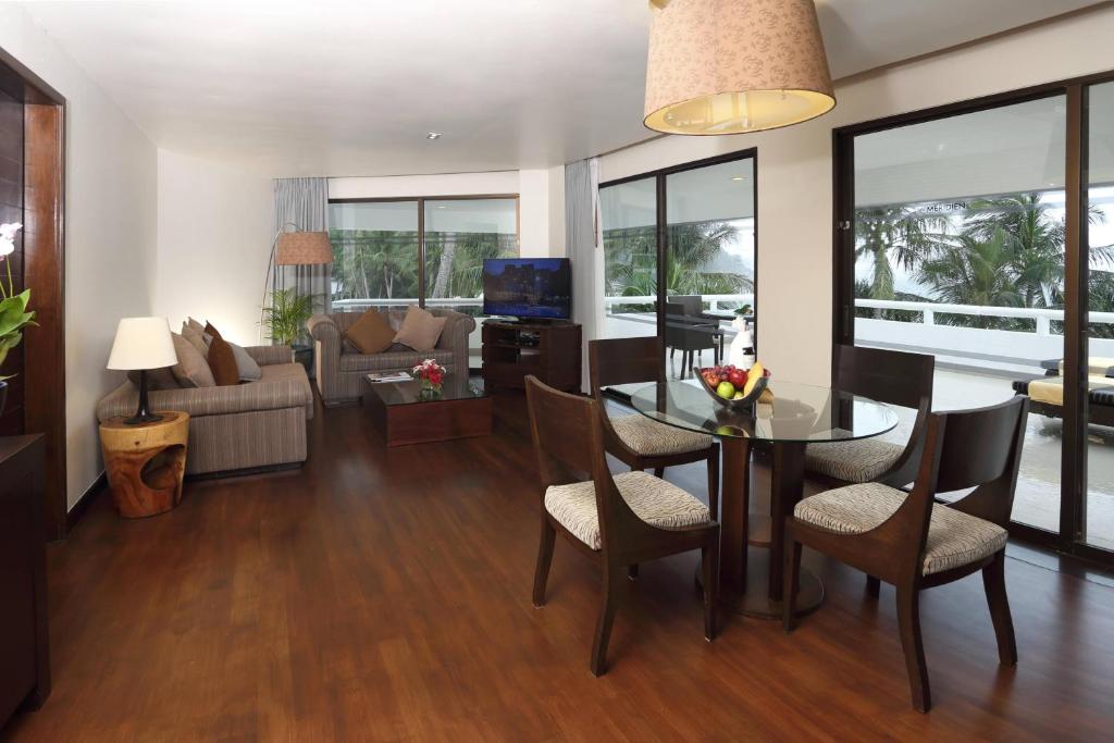 Rent apartments Oceanfront Delux Suite, Thailand, Phuket, Karon | Villacarte