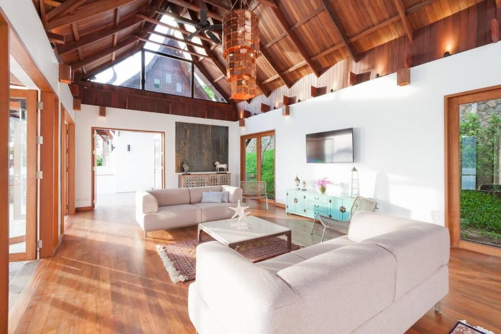 Rent villa Nevaeh, Thailand, Phuket, Kamala | Villacarte