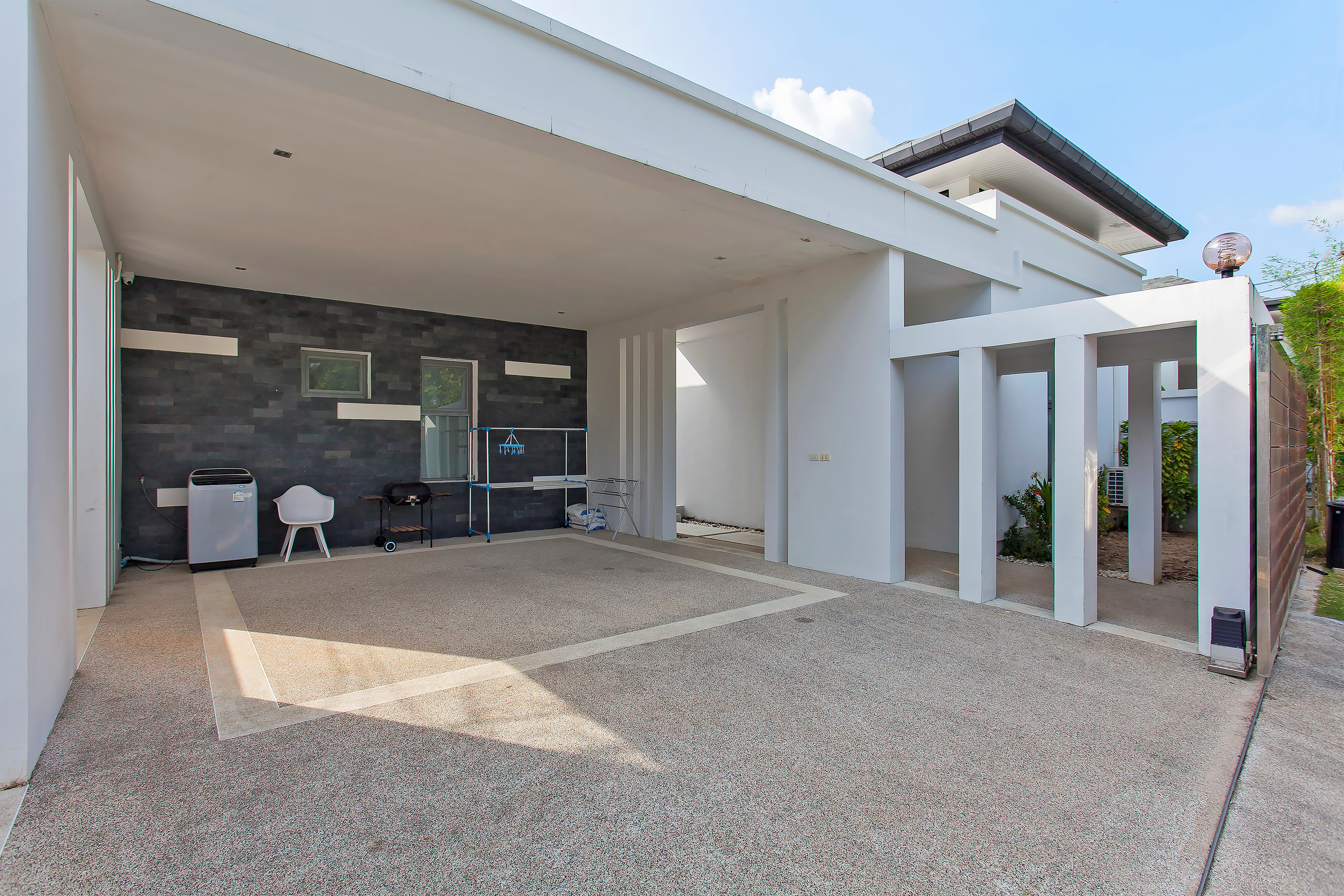 Rent villa Baannaraya Rob Roy Villa 65/27, Thailand, Phuket, Nai Harn | Villacarte