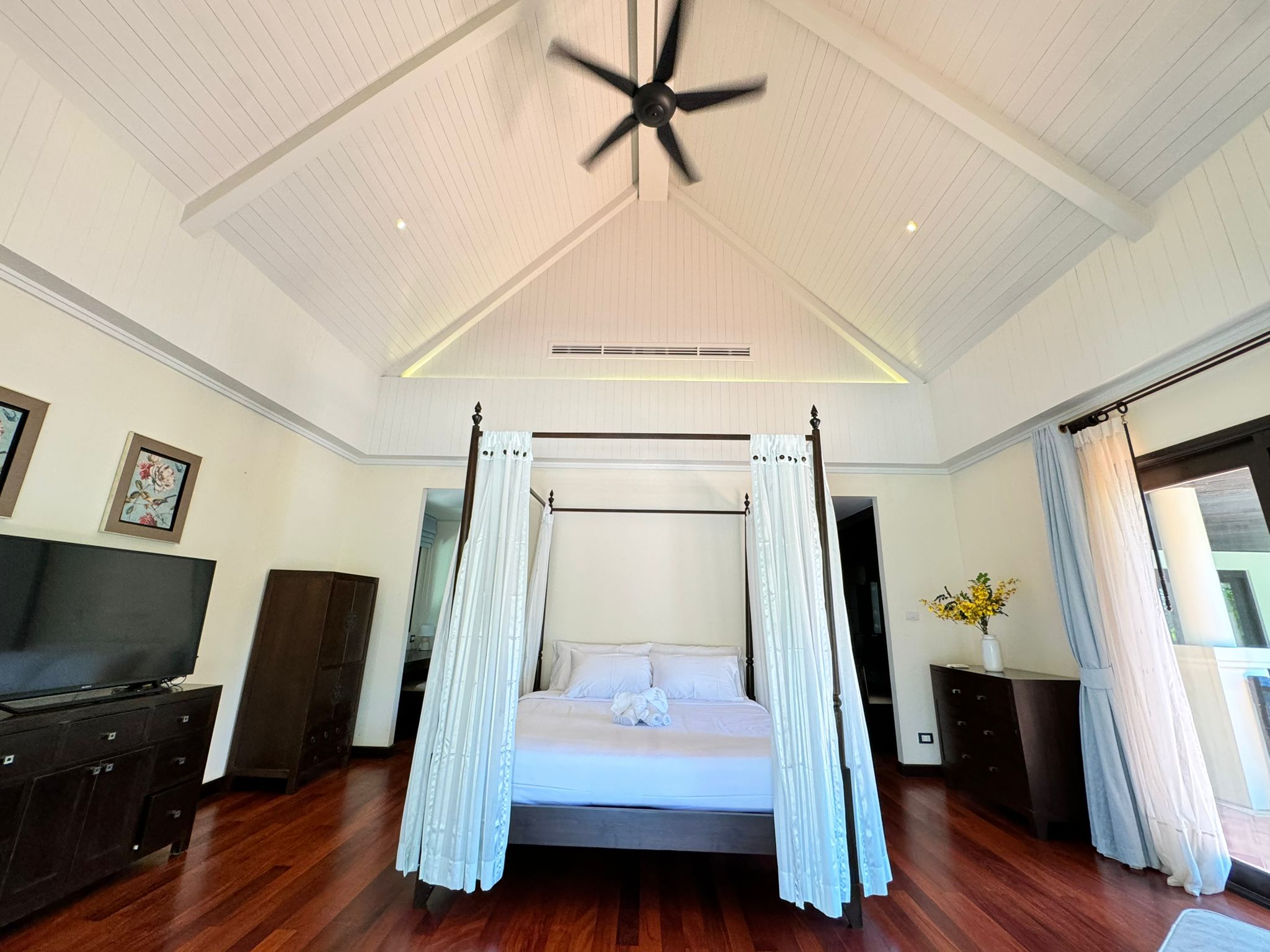 Rent villa Maan Tawan Villa 8, Thailand, Phuket, Bang Tao | Villacarte