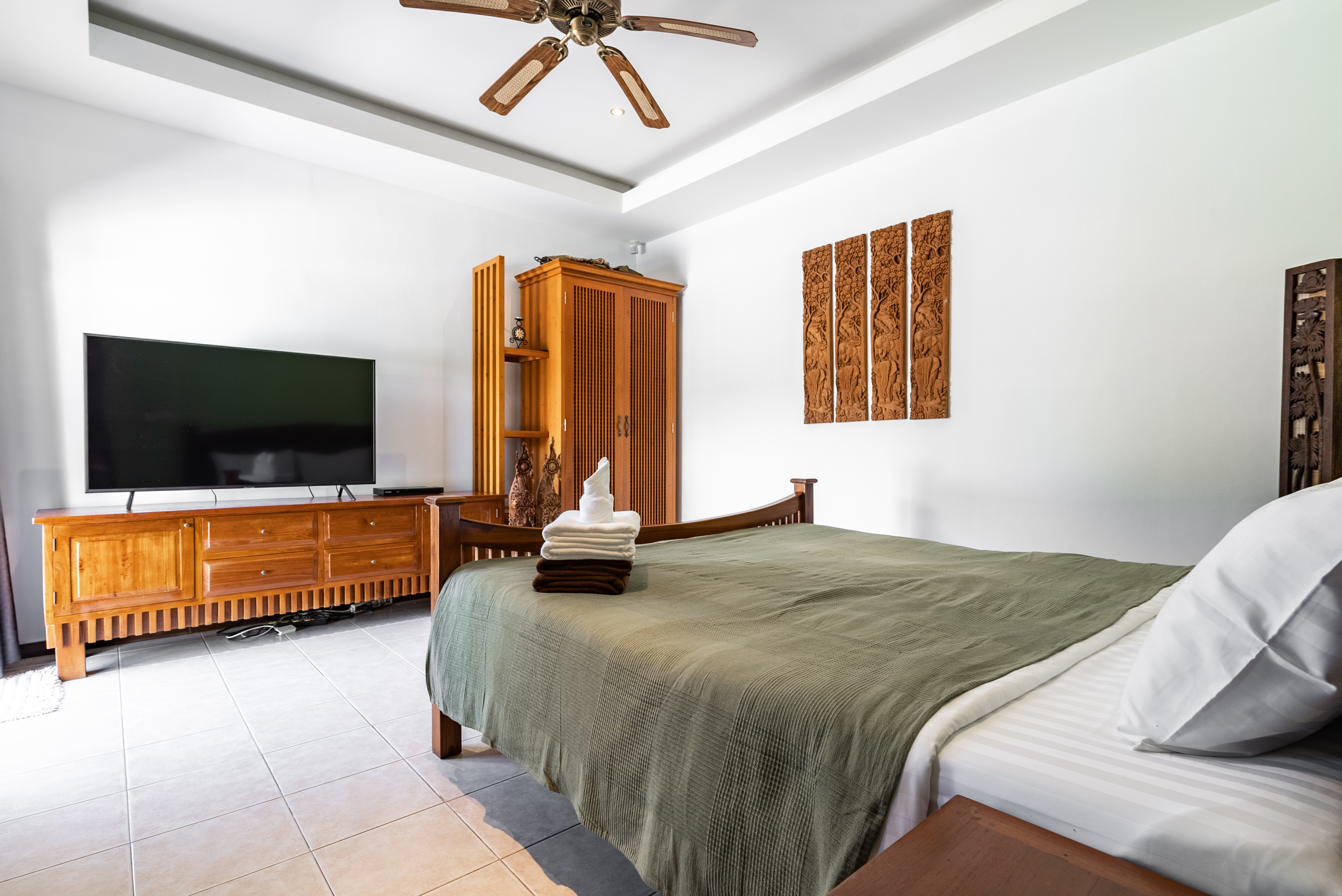 Rent villa BAAN TERRY, Thailand, Phuket, Nai Harn | Villacarte