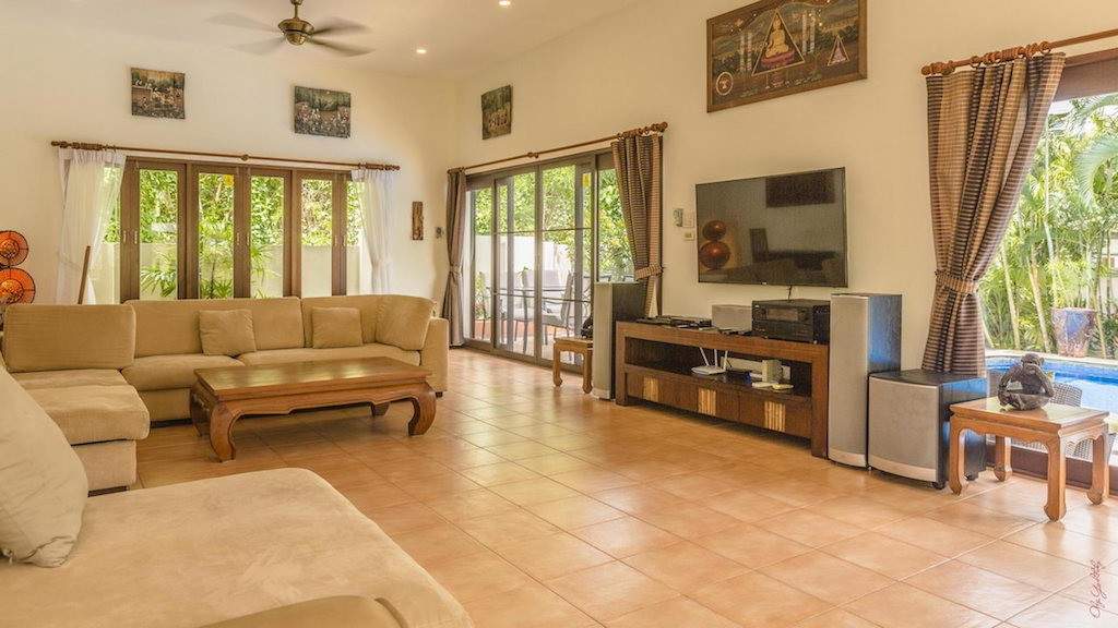 Rent villa Garden Villa, Thailand, Phuket, Nai Harn | Villacarte