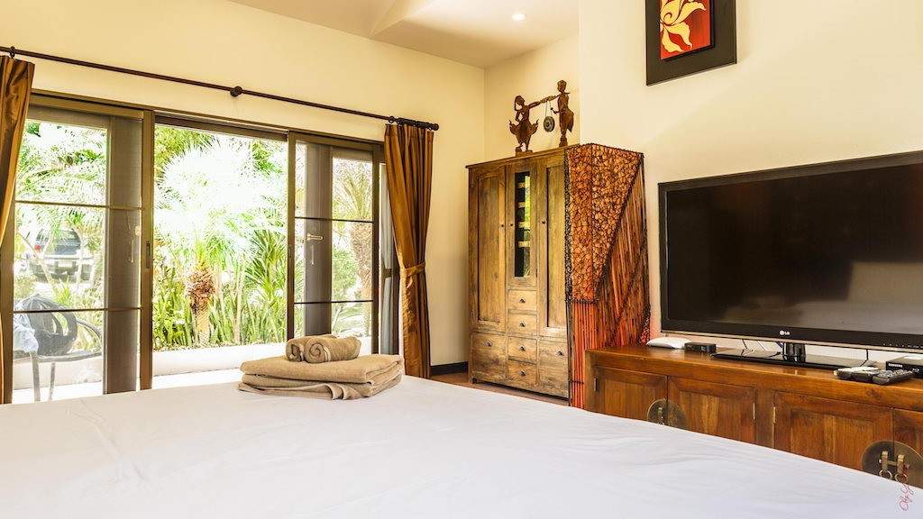 Rent villa Garden Villa, Thailand, Phuket, Nai Harn | Villacarte