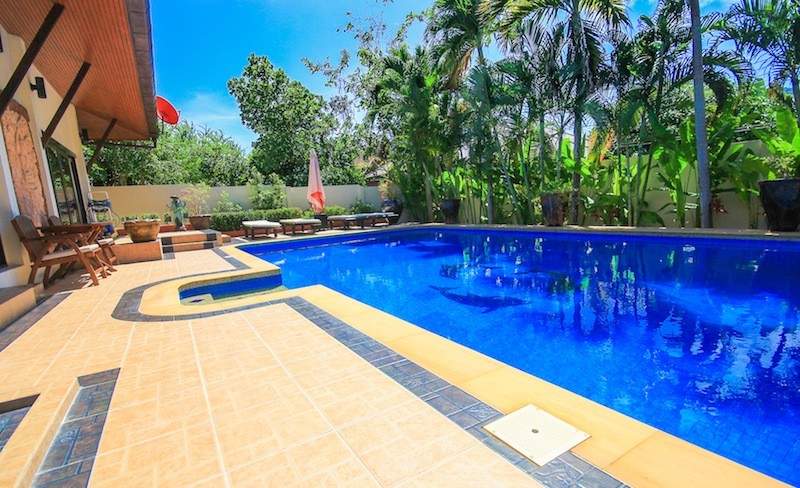 Rent villa Garden Villa, Thailand, Phuket, Nai Harn | Villacarte