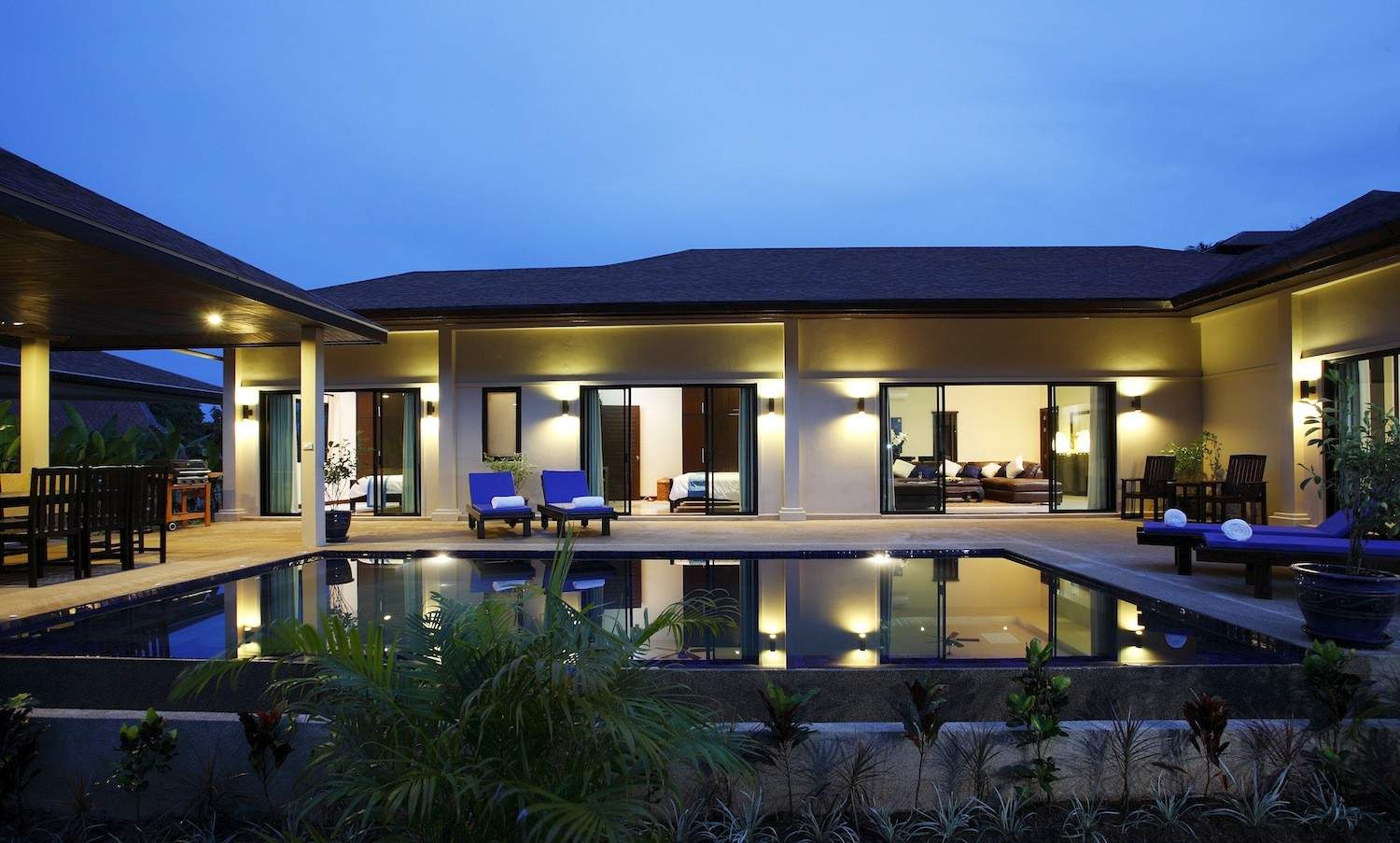 Rent villa Louise, Thailand, Phuket, Nai Harn | Villacarte