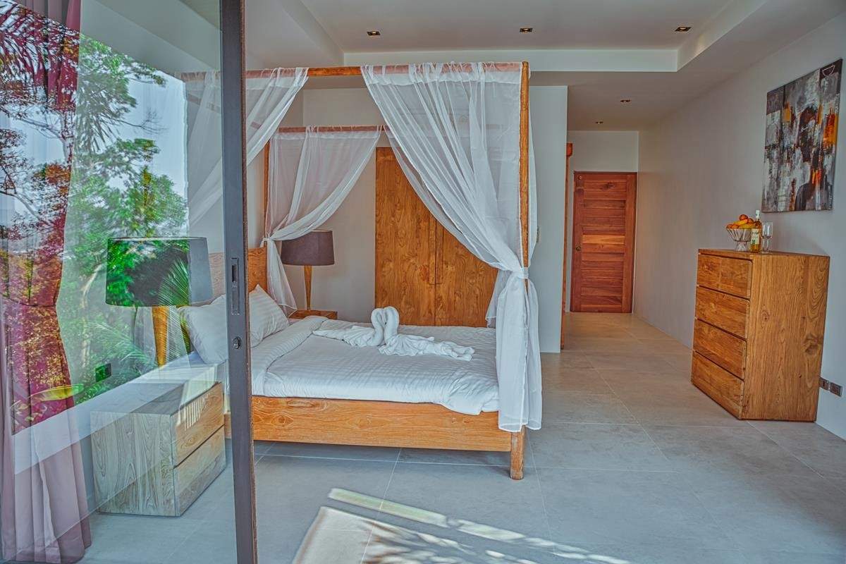 Rent villa LUXURY TIME, Thailand, Phuket, Surin | Villacarte