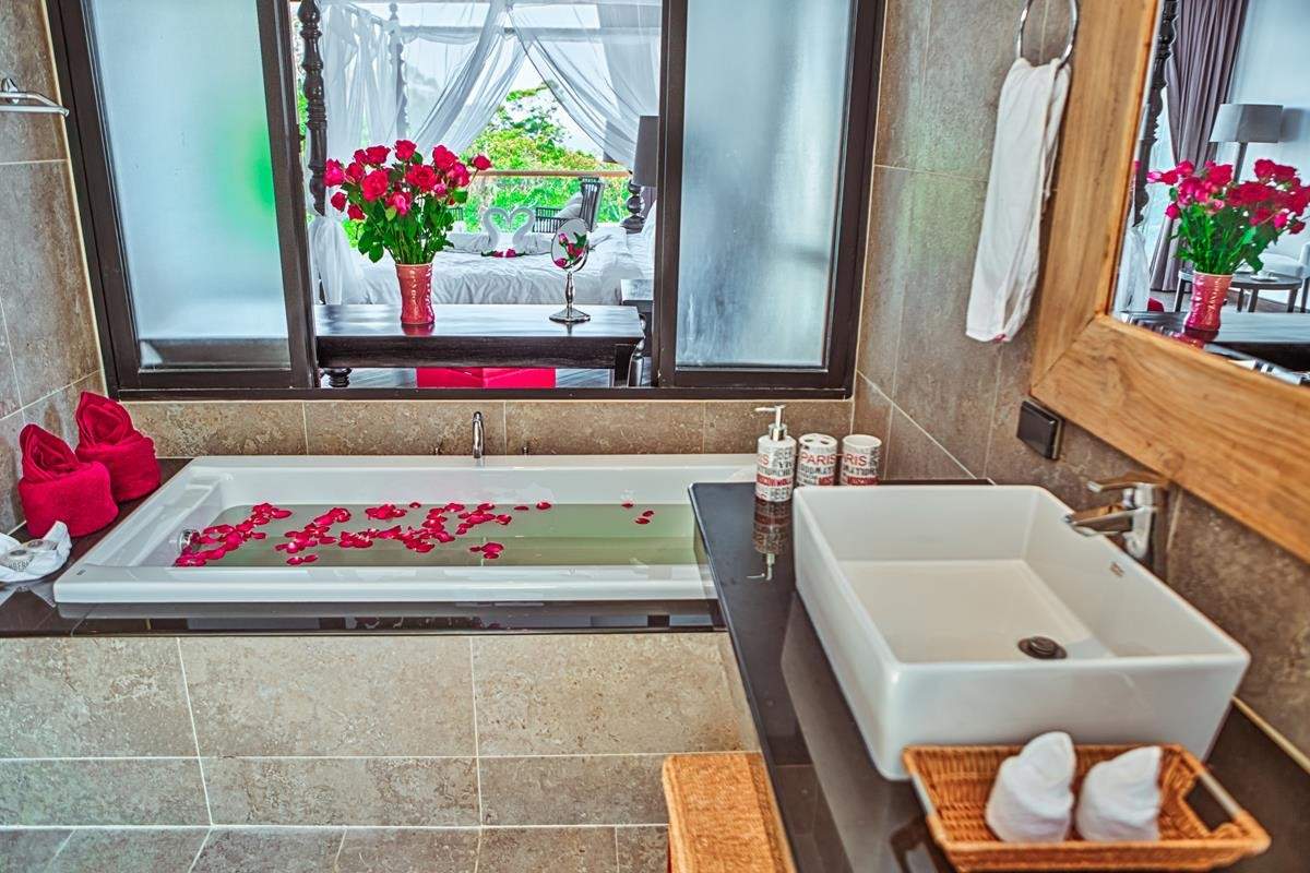 Rent villa LUXURY TIME, Thailand, Phuket, Surin | Villacarte