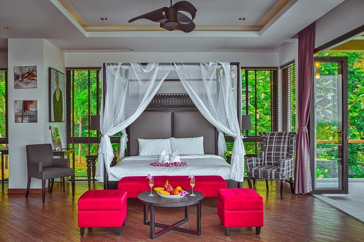 Rent villa LUXURY TIME, Thailand, Phuket, Surin | Villacarte