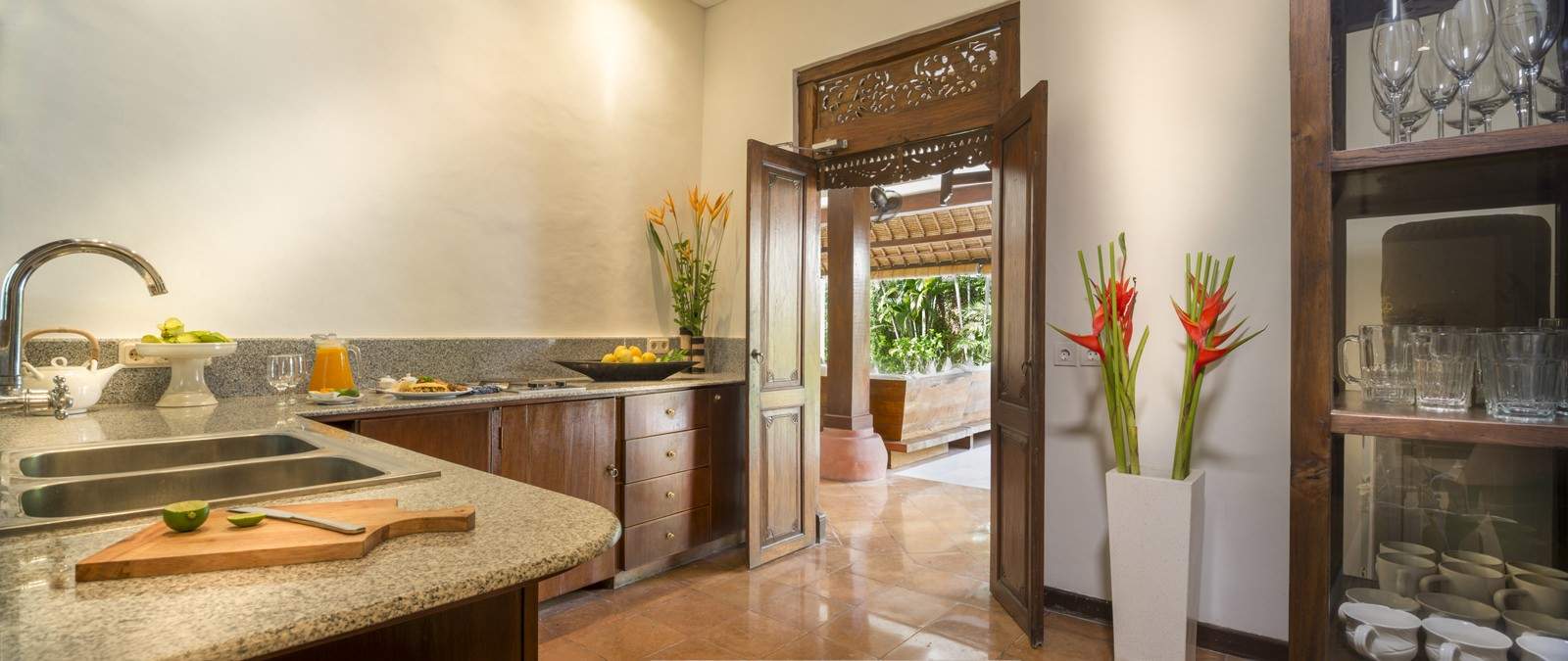 Rent villa Zara, Indonesia, Bali, Seminjak | Villacarte