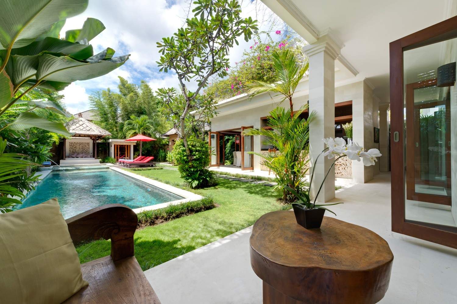 Rent villa Lila, Indonesia, Bali, Seminjak | Villacarte